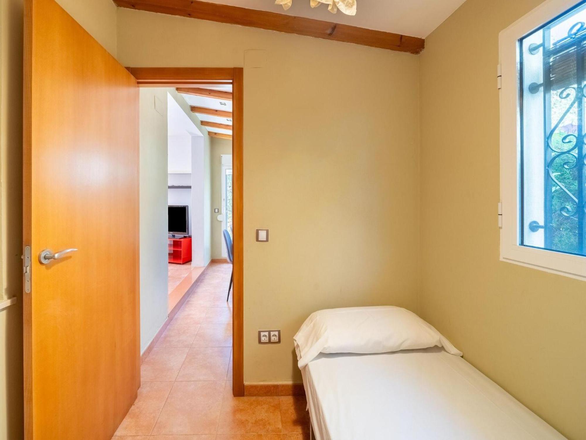 Spacious With Private Garden