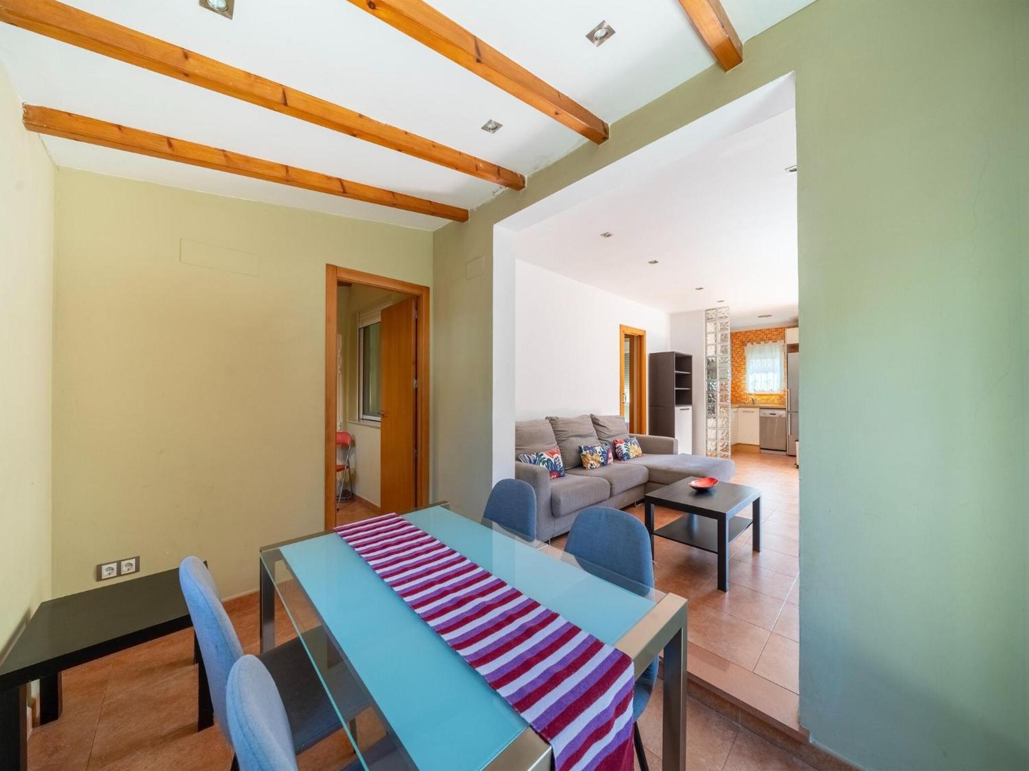Spacious With Private Garden Dénia