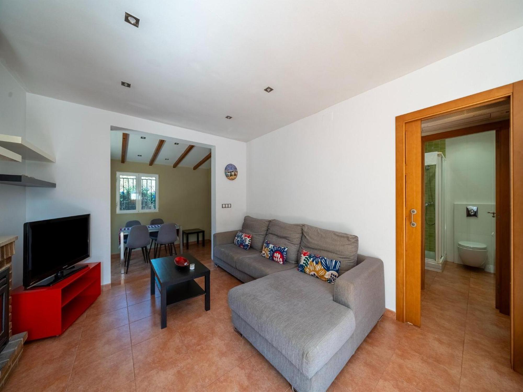 Spacious With Private Garden